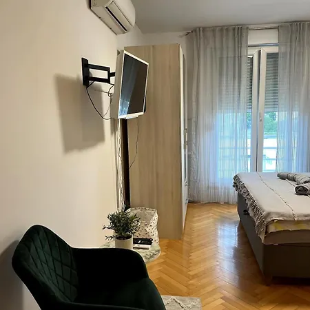 Karlo Split